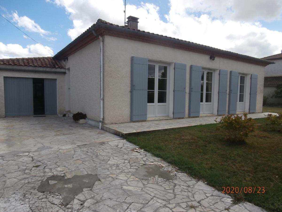 Gite Le Penten Villeréal Exteriör bild